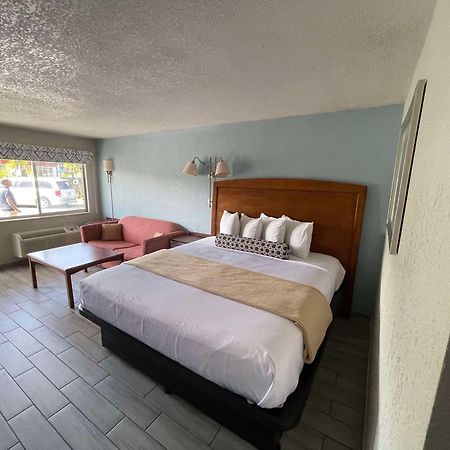 Rodeway Inn Lake Wales Exteriör bild